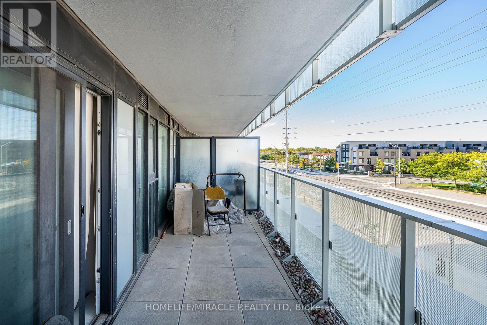 #209 3900 CONFEDERATION PARKWAY - 32