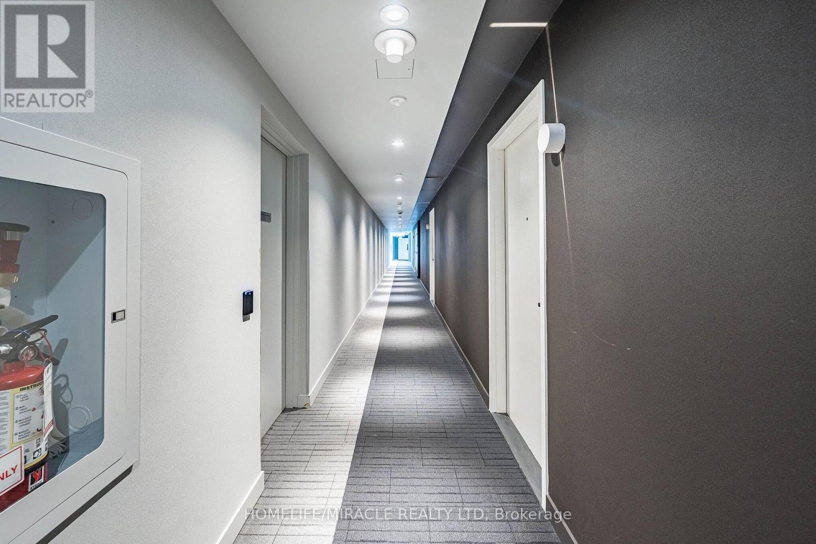 209 - 3900 CONFEDERATION PARKWAY, Mississauga (City Centre) — photo 8