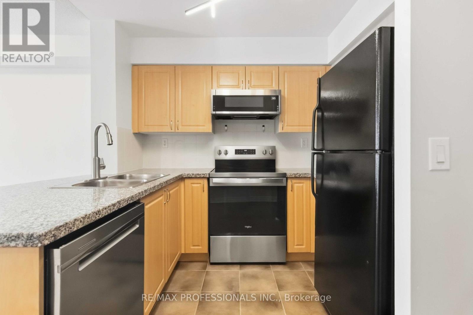 701 - 5 MICHAEL POWER PLACE, Toronto (Islington-City Centre West) — photo 11