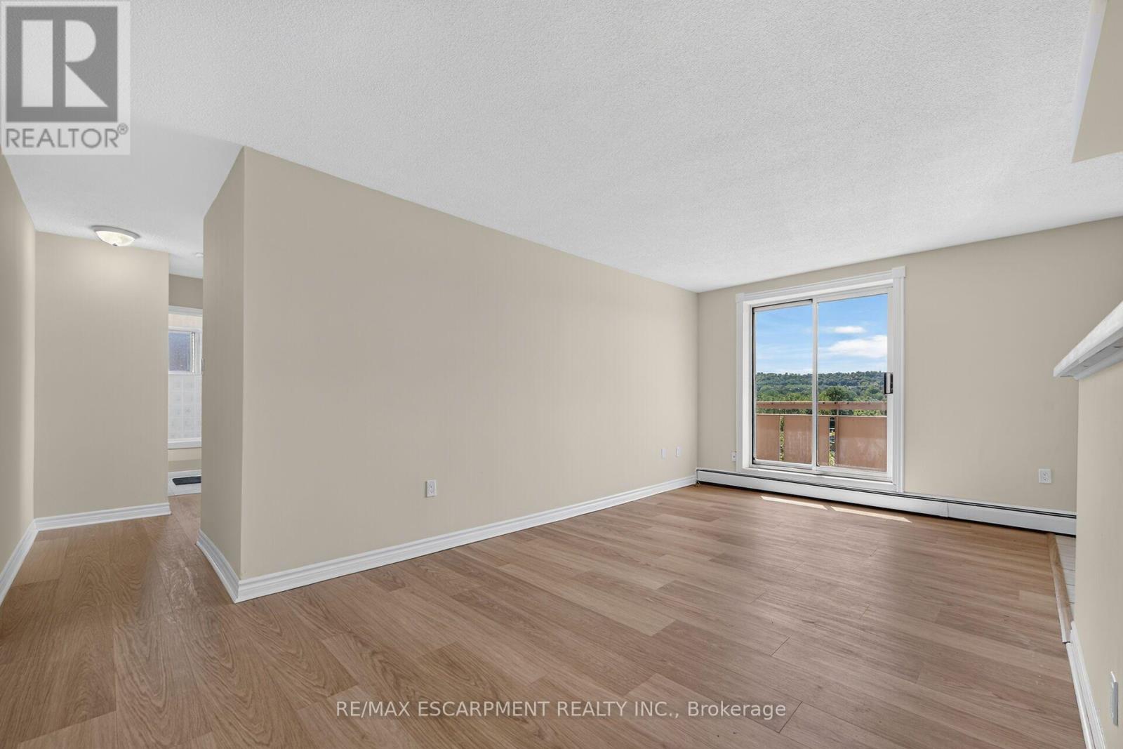 #604 851 QUEENSTON ROAD - 13