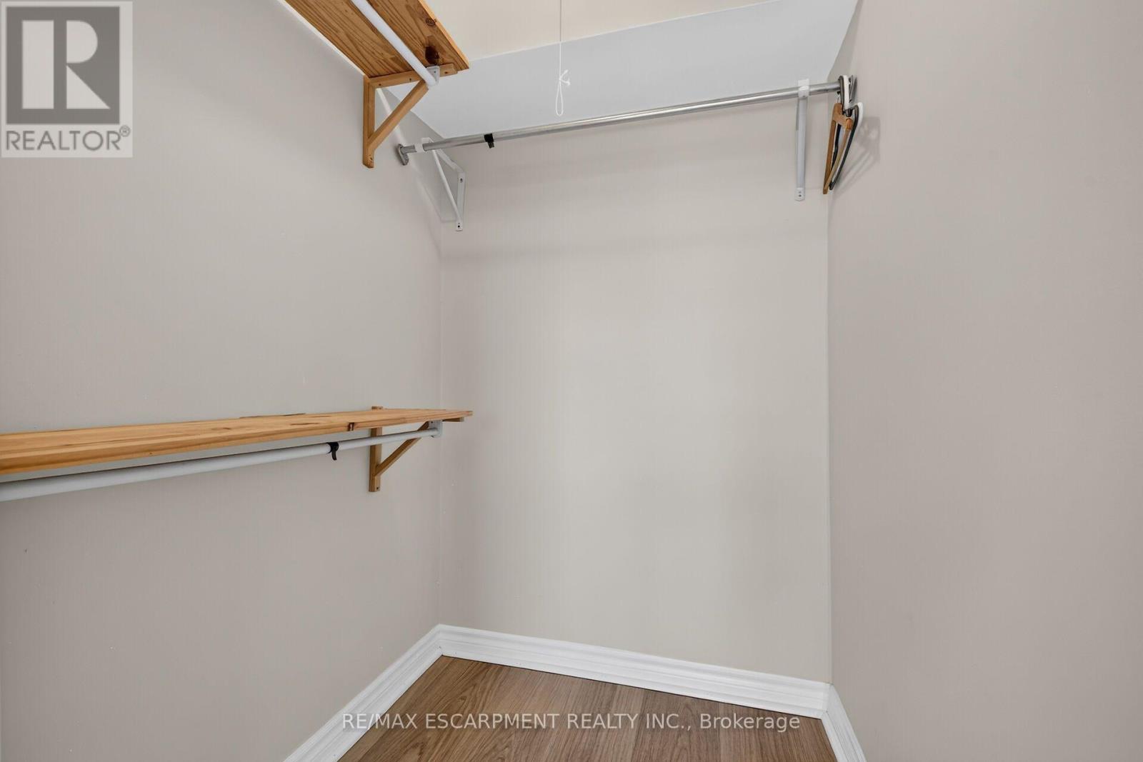 #604 851 QUEENSTON ROAD - 41