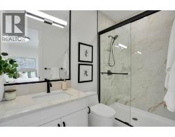 952 SOUTH SHORE Terrace - photo 32