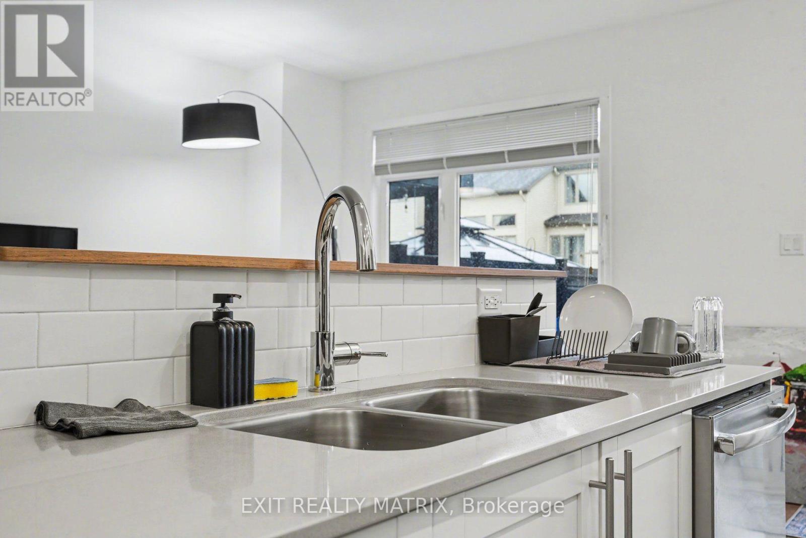 656 PUTNEY CRESCENT, Ottawa — photo 11