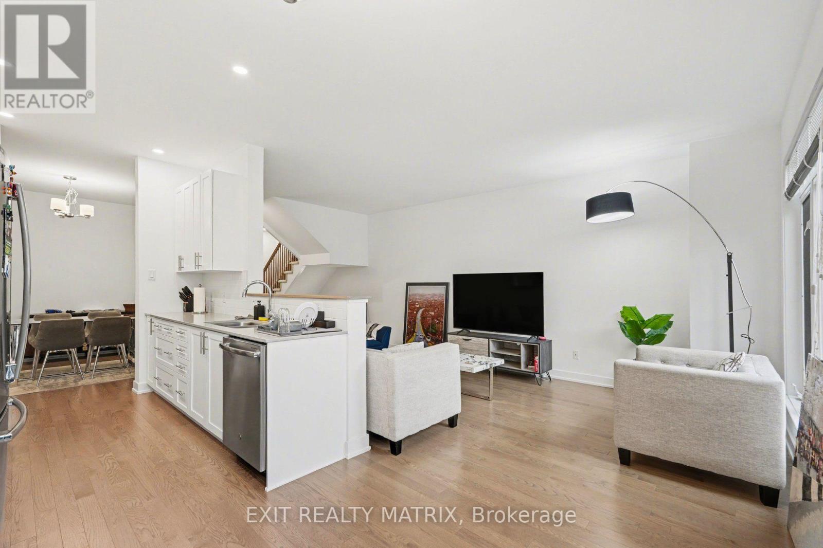 656 PUTNEY CRESCENT, Ottawa — photo 12