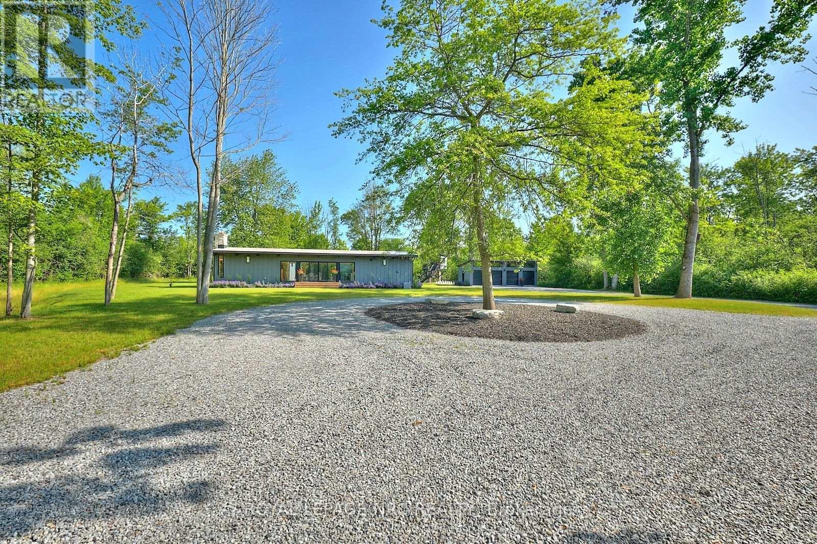 1904 MACDONALD DRIVE, Fort Erie (Crescent Park) — photo 2