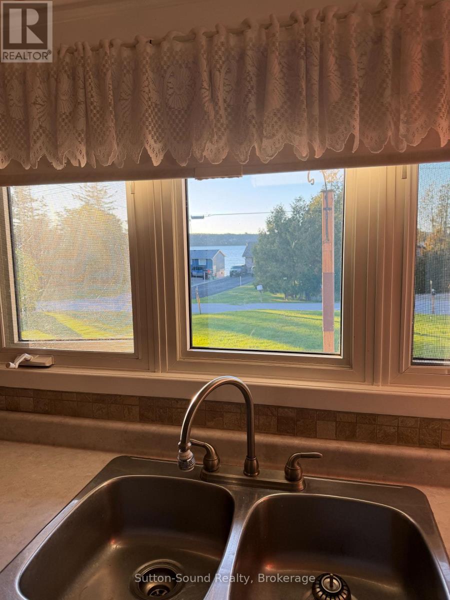 108 WILSON DRIVE, Georgian Bluffs — photo 2