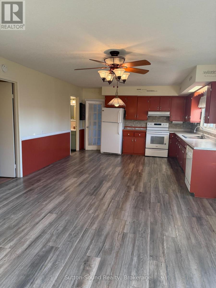 108 WILSON DRIVE, Georgian Bluffs — photo 3