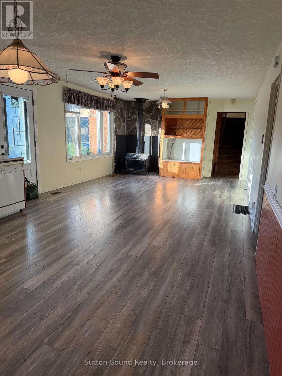 108 WILSON DRIVE, Georgian Bluffs — photo 4