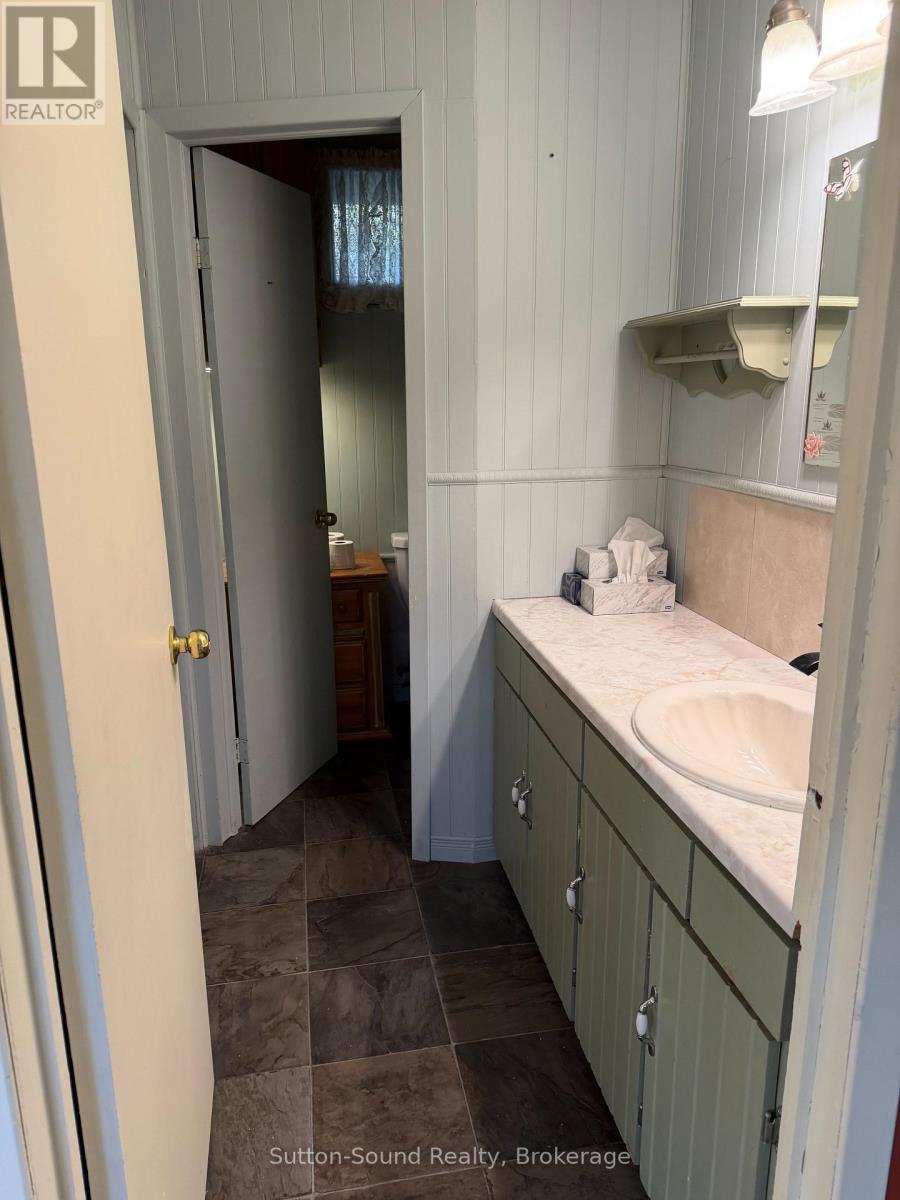 108 WILSON DRIVE, Georgian Bluffs — photo 5