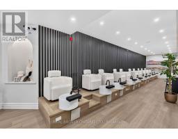 803 Dundas Street W, Toronto, ON M6J1V2 Photo 8