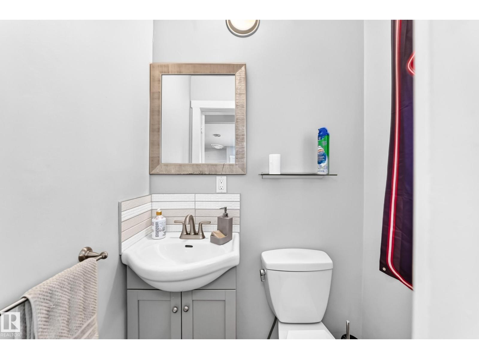 11908 77 ST NW - 15