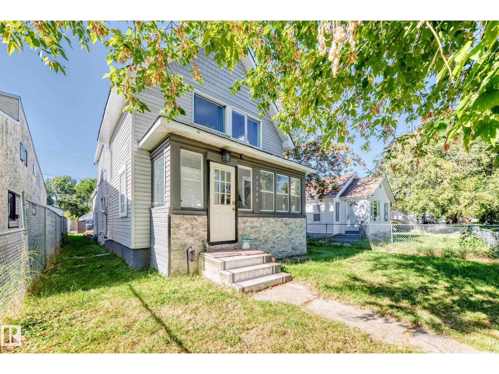 11908 77 ST NW - Image 3