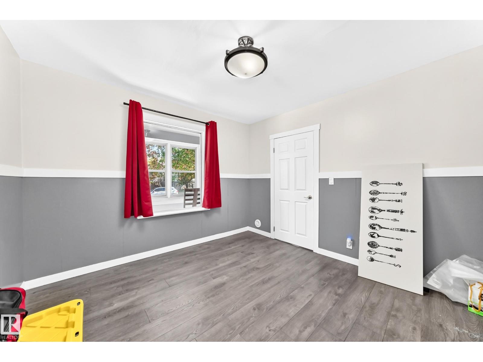 11908 77 ST NW - 22
