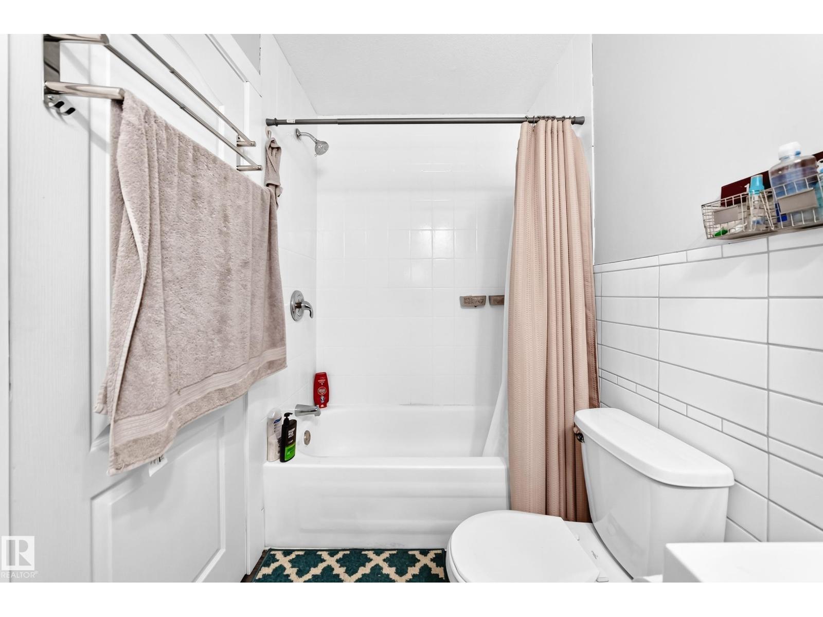11908 77 ST NW - Image 33