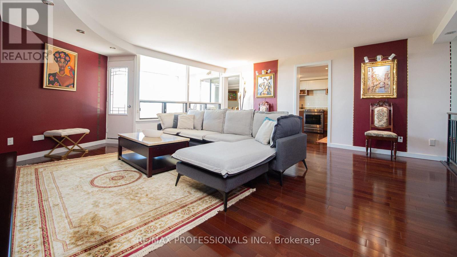 PH08 - 296 MILL ROAD, Toronto (Markland Wood) — photo 5