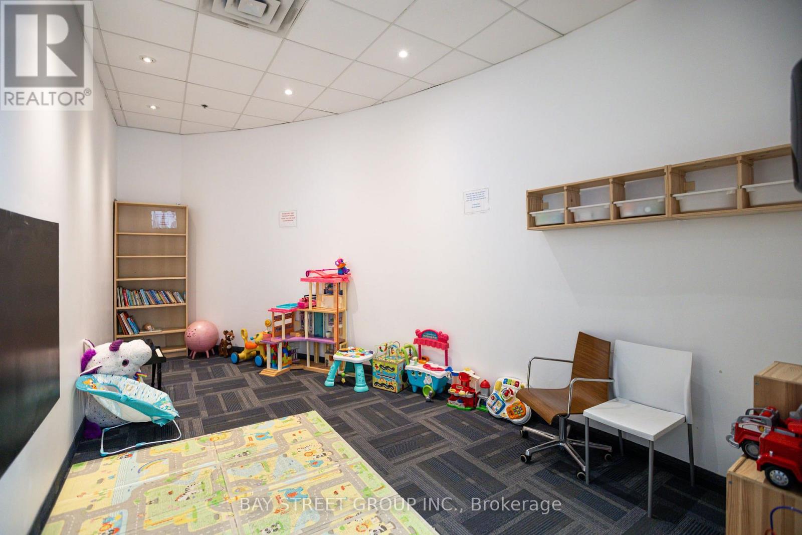#3703 35 MARINER TERRACE - Image 29