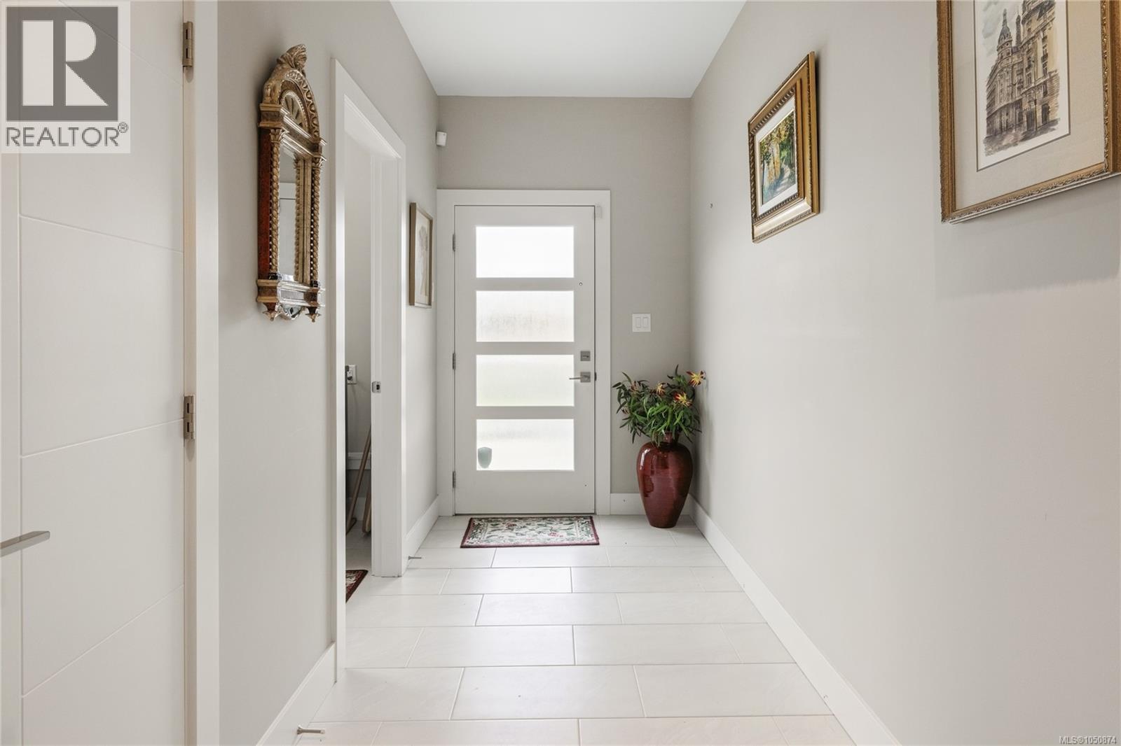 #9 1584 Adelaide St - Image 28