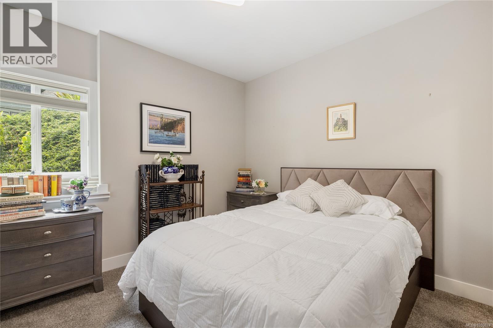 #9 1584 Adelaide St - 33