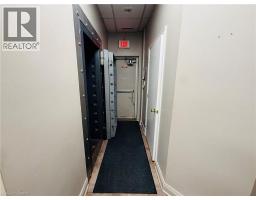 281 Queenston Road, Hamilton, ON L8K1G9 Photo 8
