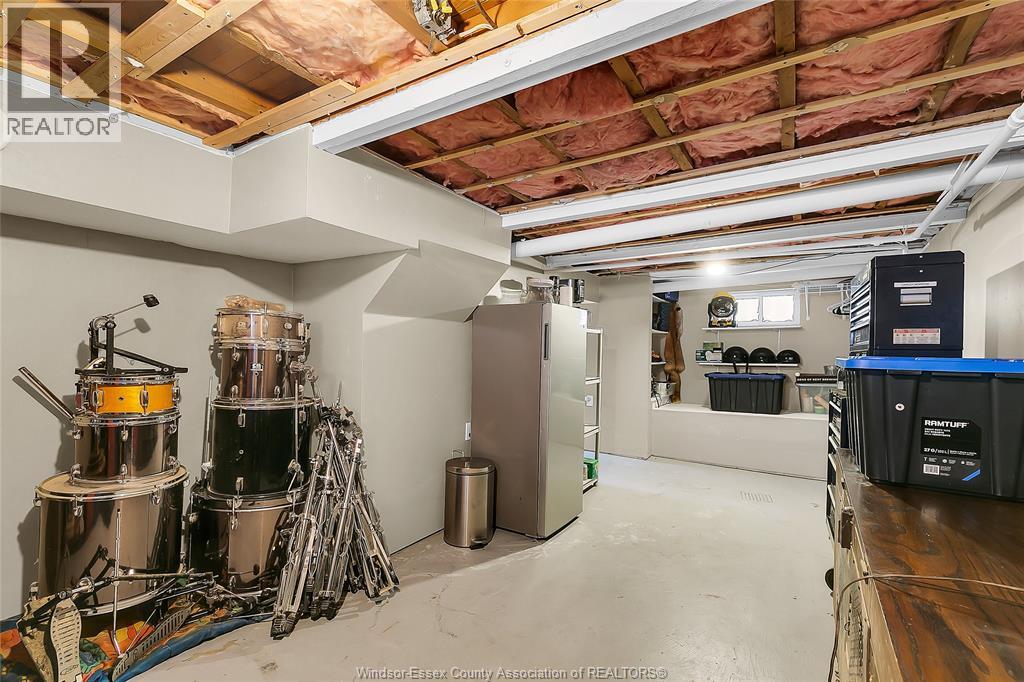 1730 AUBIN ROAD - 19