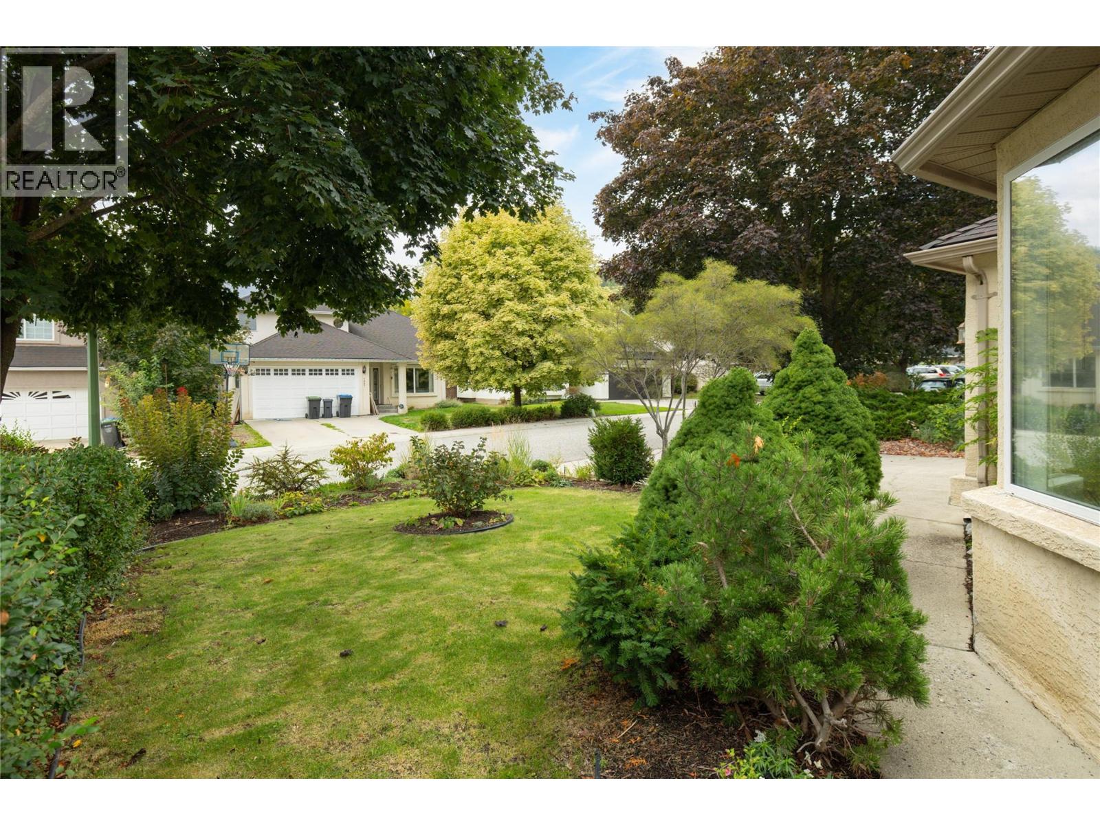  1888 Porthill Drive, Kelowna