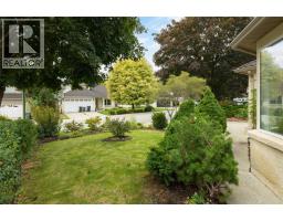 1888 Porthill Drive, Kelowna, BC V1V1R9 Photo 28