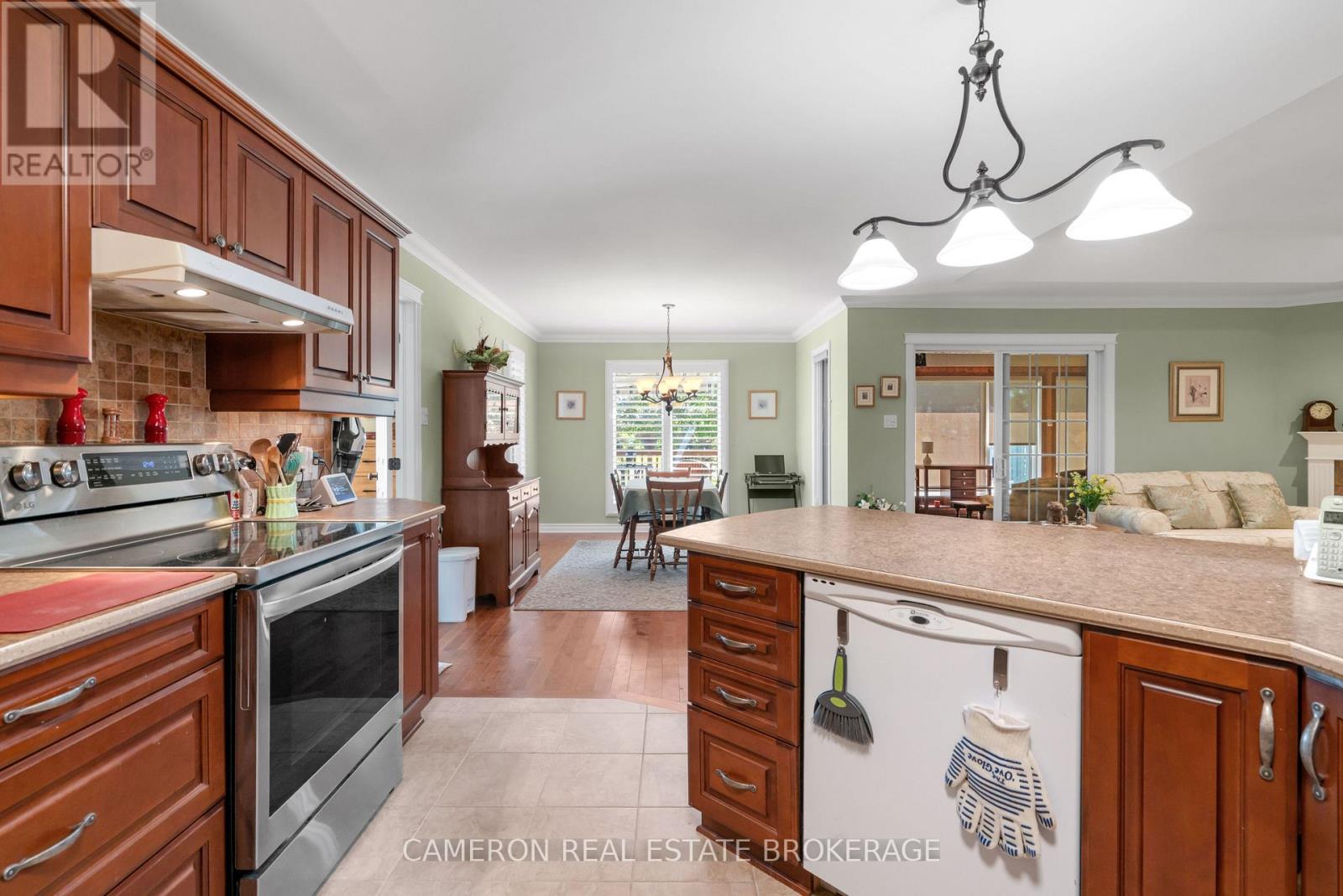 504 JO ANNE CRESCENT - 15