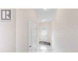 Eating area - 64 Ferris Square, Clarington, ON L1E0J2 Photo 6