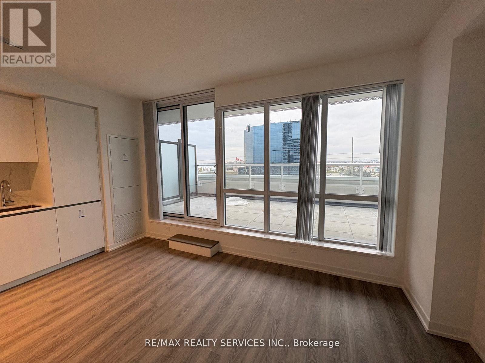 509 - 8 INTERCHANGE WAY, Vaughan (Vaughan Corporate Centre) — photo 11
