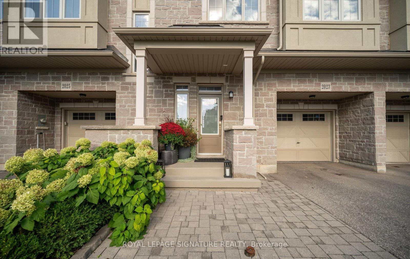 2023 DEERVIEW COMMON, Oakville (BC Bronte Creek) — photo 4