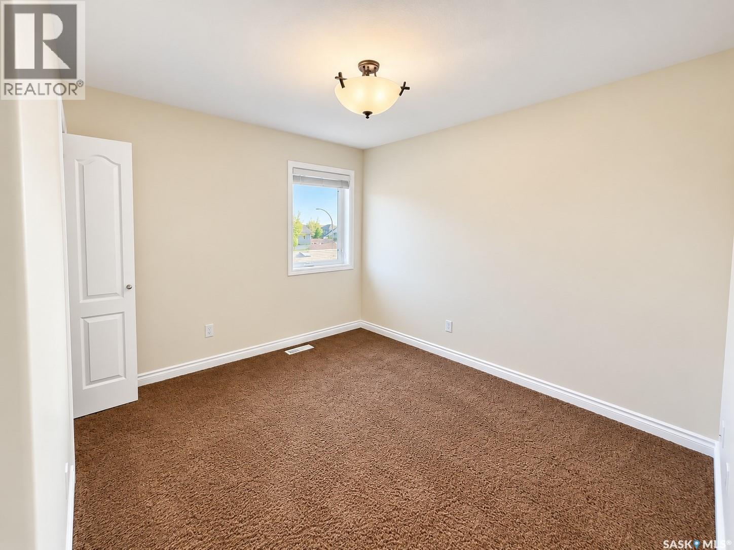 114 Korol CRESCENT, Saskatoon — photo 12