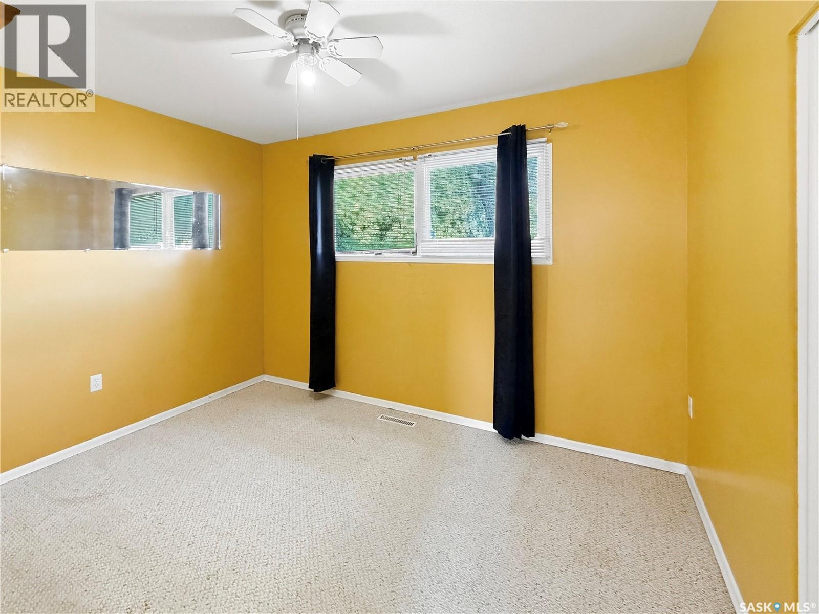 333 24th STREET E - 10