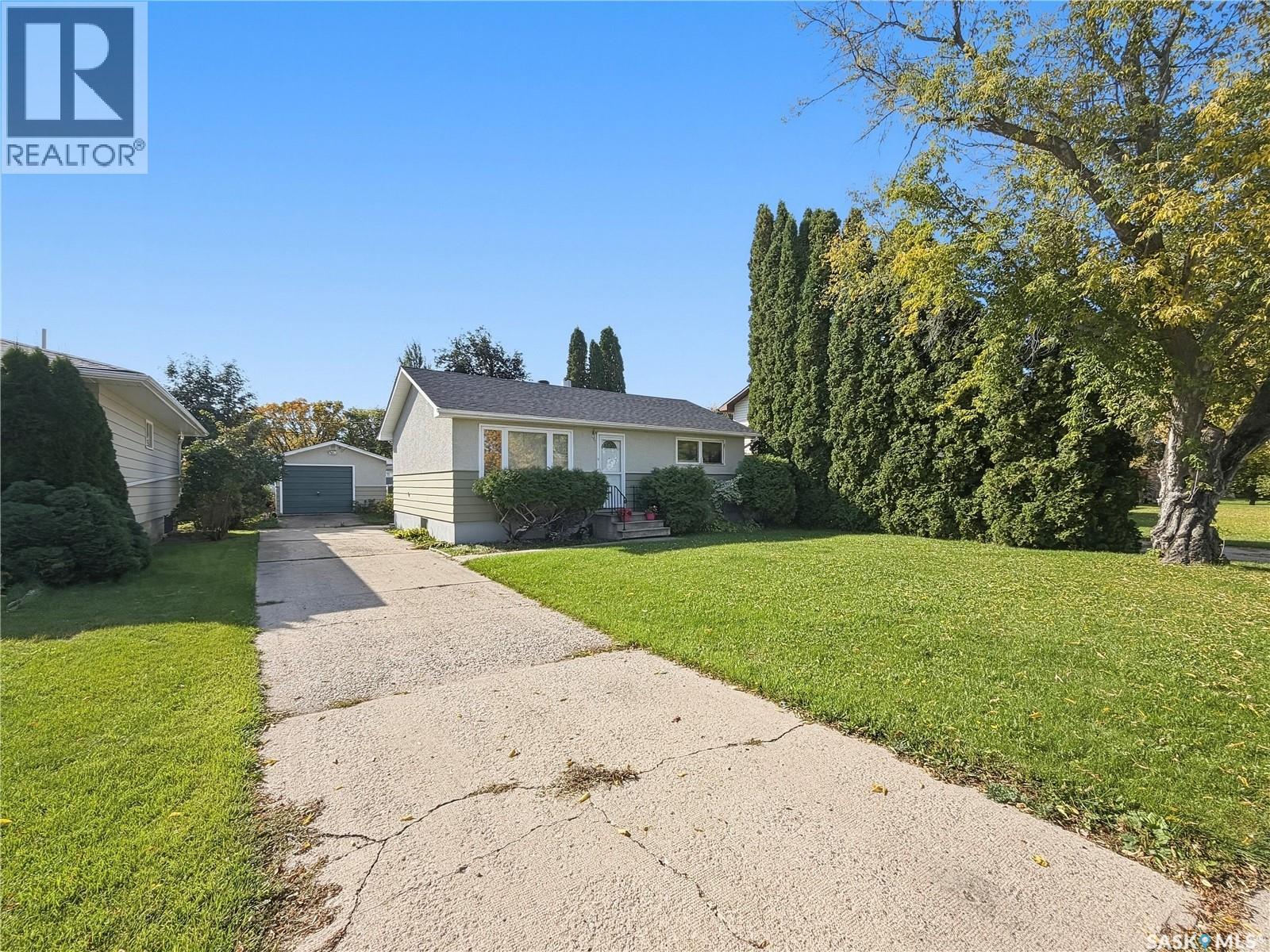333 24th STREET E - 2