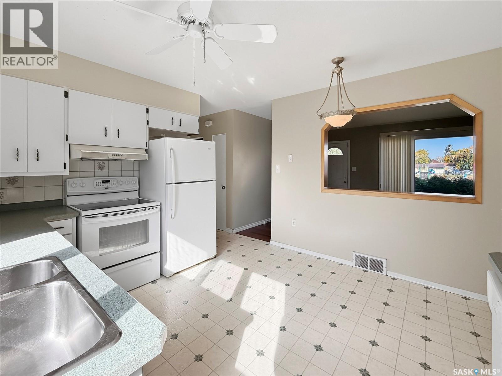 333 24th STREET E, Prince Albert — photo 5