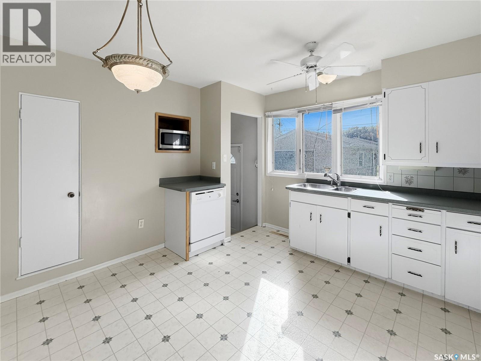333 24th STREET E - 6