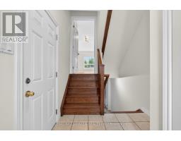 18 Palacebeach Trail, Hamilton, ON L8E5C3 Photo 6
