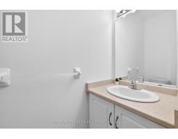 18 Palacebeach Trail, Hamilton, ON L8E5C3 Photo 7