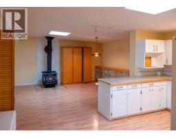 Kitchen - 9767 & 9765 Pighin Road, Cranbrook, BC V1C7C9 Photo 12
