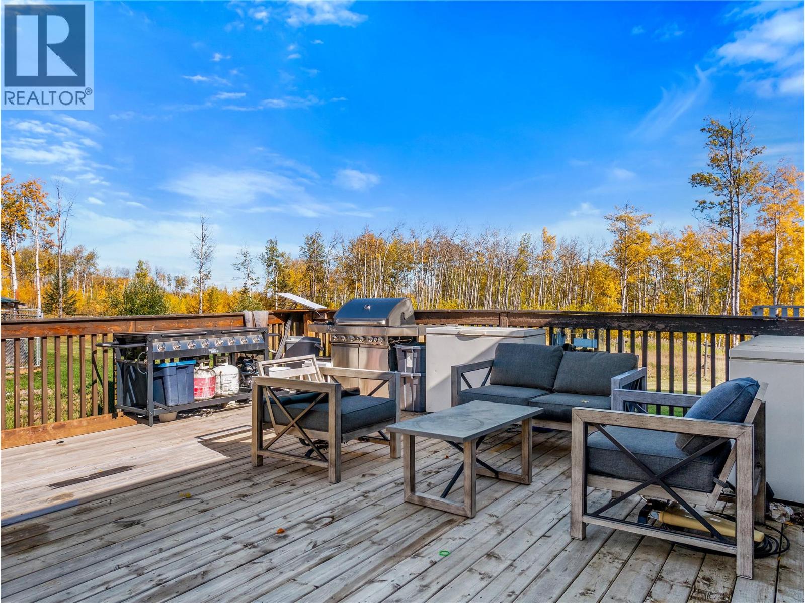 10111 253 Road - Image 43