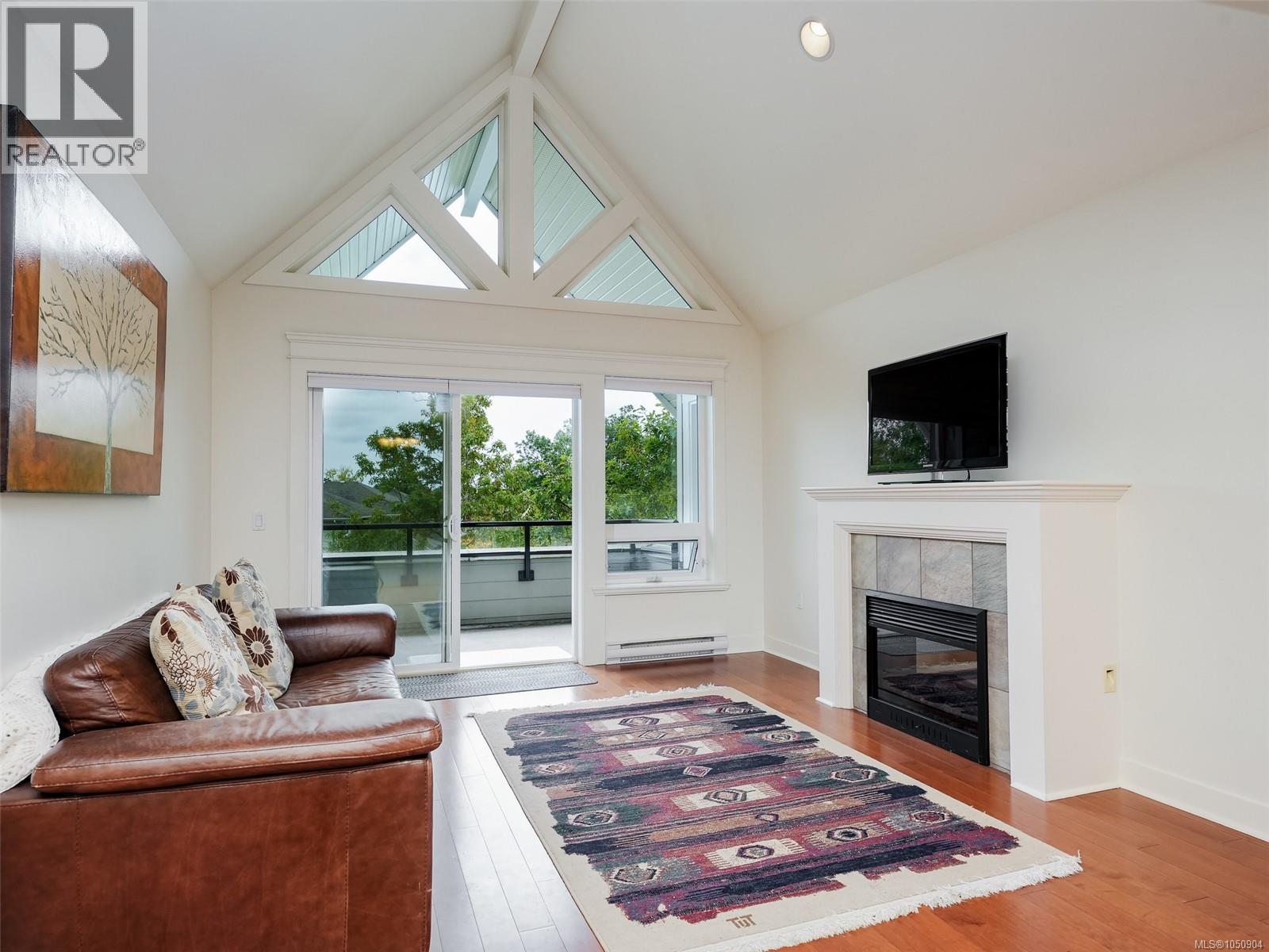 #308 537 Heatherdale Lane - 4