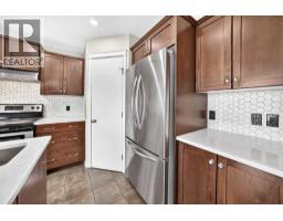 195 Taralake Way - photo 8