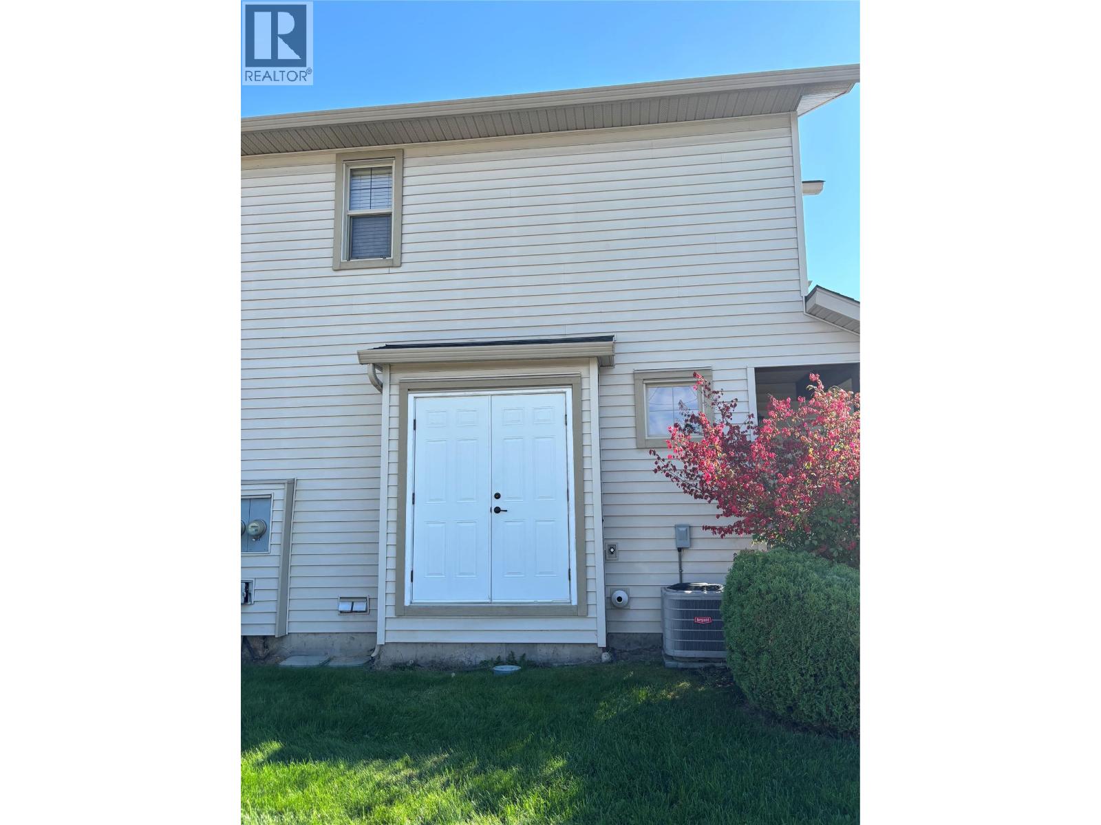 #101 515 Gerstmar Road - 4