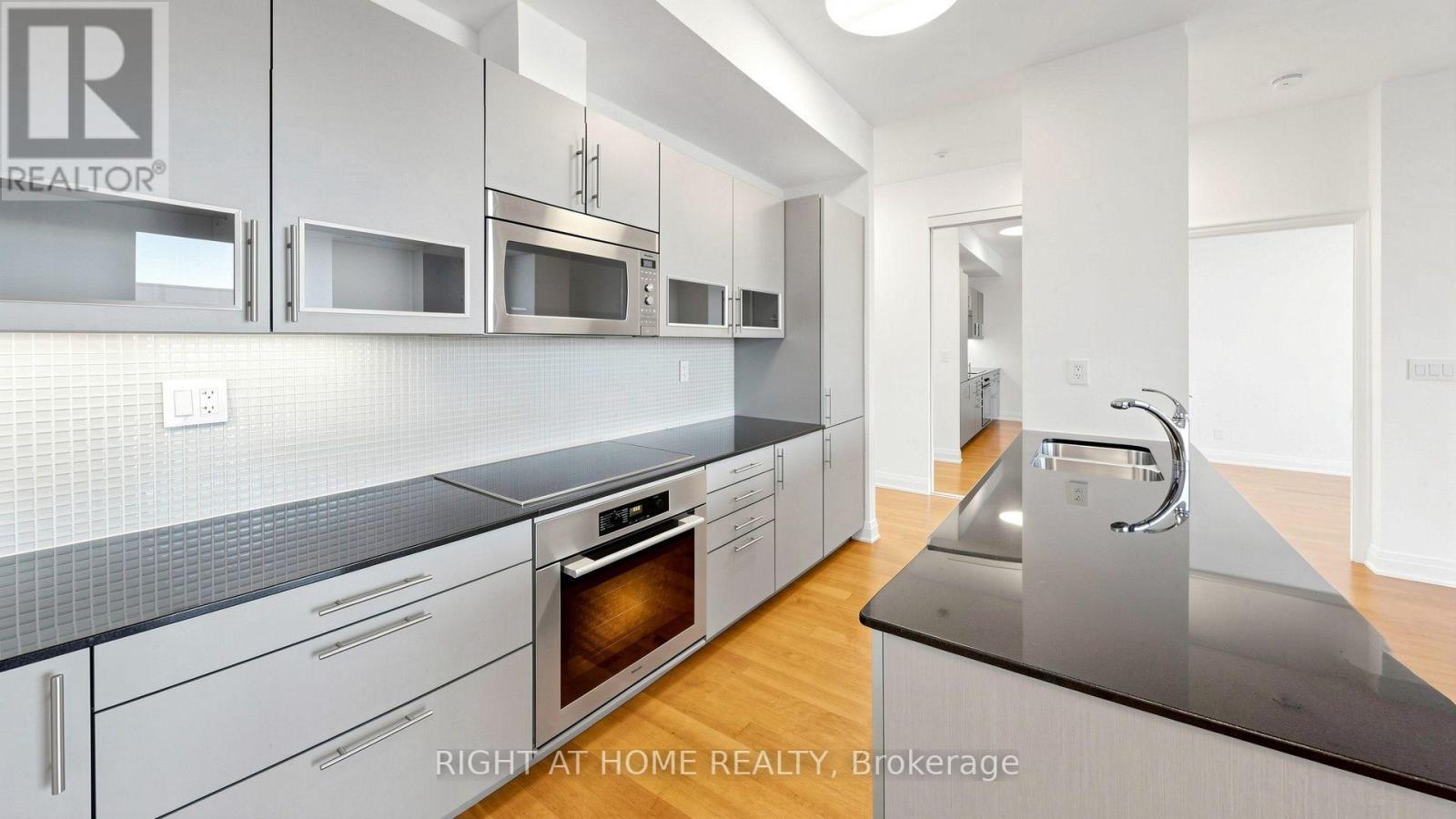422 - 1 BEDFORD ROAD, Toronto (Annex) — photo 12