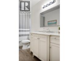 3pc Bathroom - 2009-2011 Richter Street, Kelowna, BC V1Y2N4 Photo 15