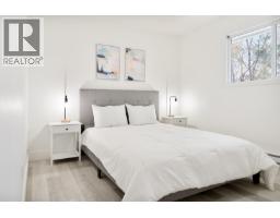 Family room - 2009-2011 Richter Street, Kelowna, BC V1Y2N4 Photo 11