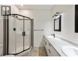 Kitchen - 11815 Grant Avenue Unit# 102, Summerland, BC V0H1Z8 Photo 8