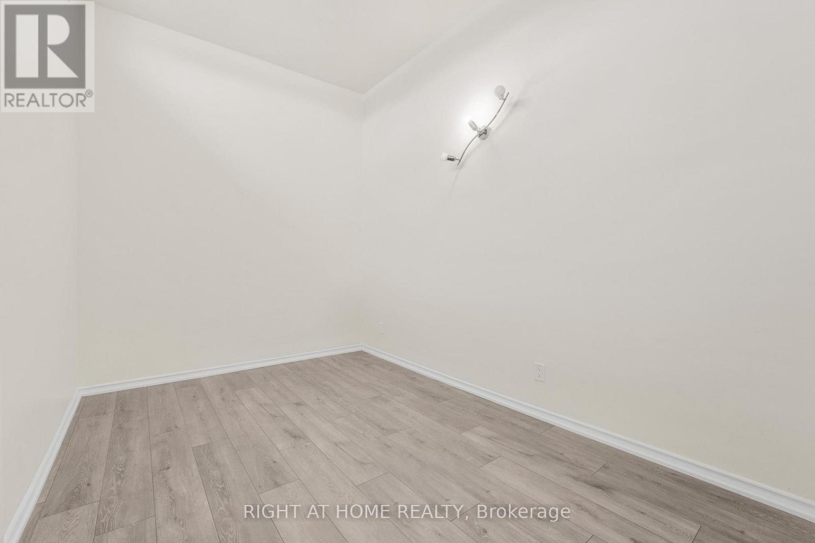 1698A EGLINTON AVENUE W, Toronto (Briar Hill-Belgravia) — photo 12