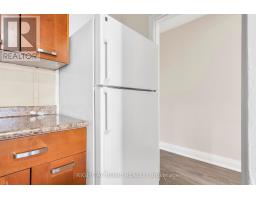 1698a Eglinton Avenue W, Toronto, ON M6E2H5 Photo 11