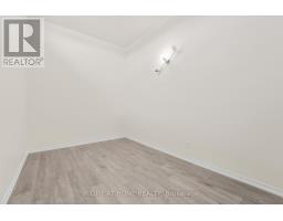 1698a Eglinton Avenue W, Toronto, ON M6E2H5 Photo 12