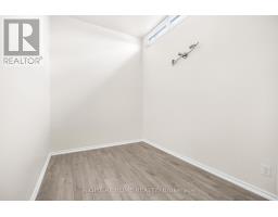 1698a Eglinton Avenue W, Toronto, ON M6E2H5 Photo 14